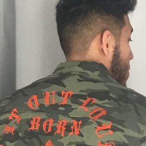 Meet your Posher, Christopher